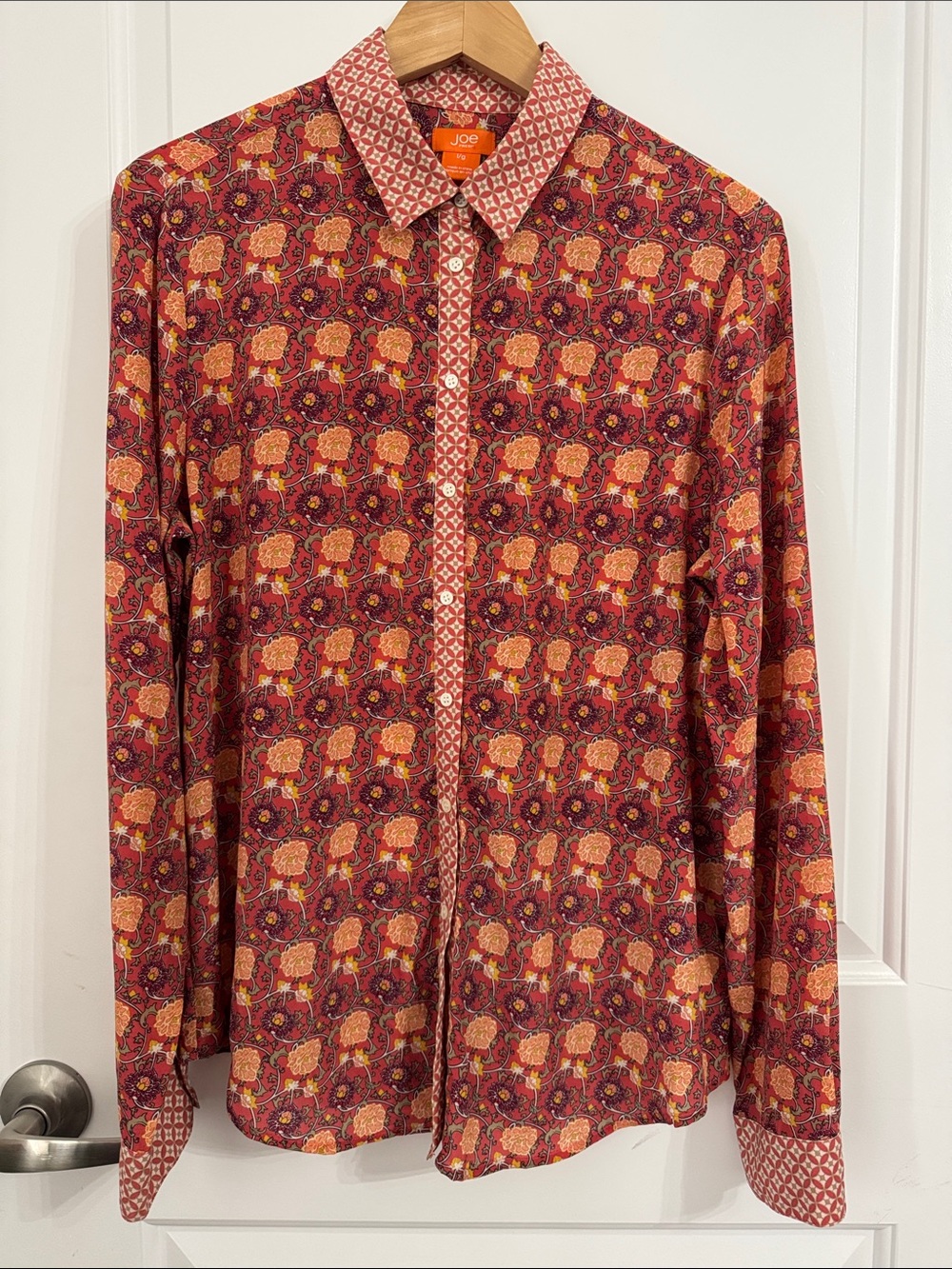 Joe Fresh 100% Silk Patterned Buttoned Down Shirt, large